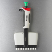 Axygen Axypet Pro 30-300uL 12-Channel Pipettor