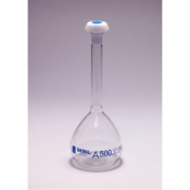 MBL Volumetric Flask Class A 500 mL PE Stopper