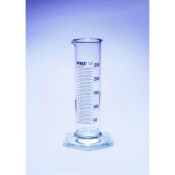 PYREX Squat Form Heavy Duty Rim Measuring Cylinder Class B 10mL