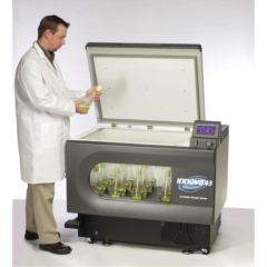 Eppendorf New Brunswick Innova 43 Incubator Shaker