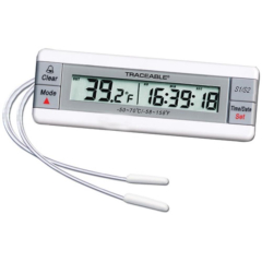 Traceable Two-Channel Digital Thermometer with Calibration