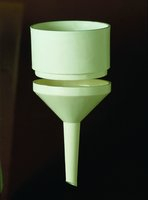 Scienceware polypropylene Buchner funnel, capacity 875 mL