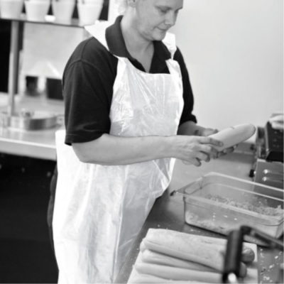 Apron Disposable 1220mm Long